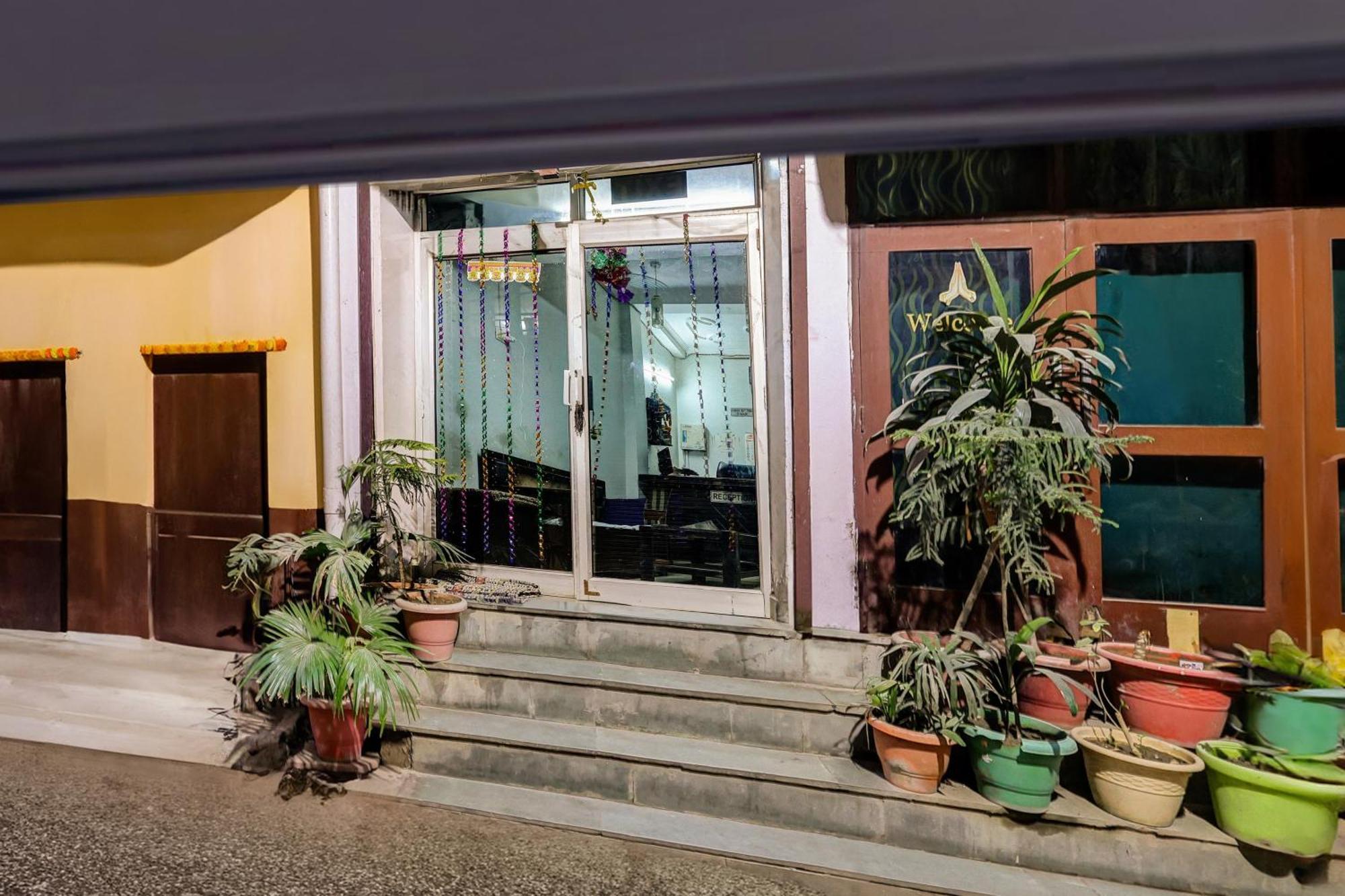Hotel O Deurali Dx Νέο Δελχί Εξωτερικό φωτογραφία